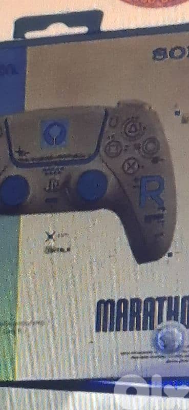 Ps4 used from 2022 with 2 controller