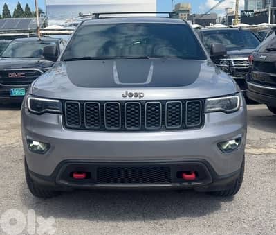 Grand Cherokee 2018 TrailHawk clean carfax