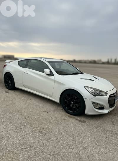 Hyundai Genesis Coupe 2.0T