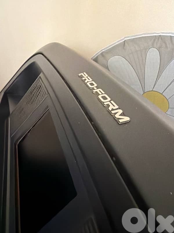 Pro-Form PF 3.9 XM Treadmill 2