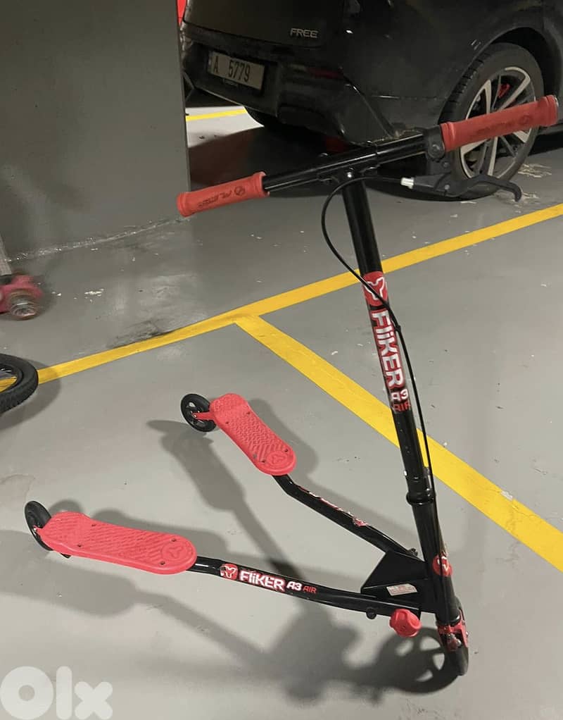 2x Flicker Scooters (Drift Scooters) – Great Condition 1