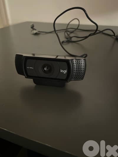 Logitech C920 1080p HD Webcam – Clear Video (Like New)