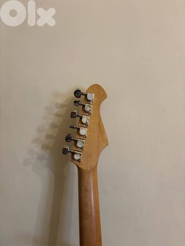 Aria left hand electric guitar 4