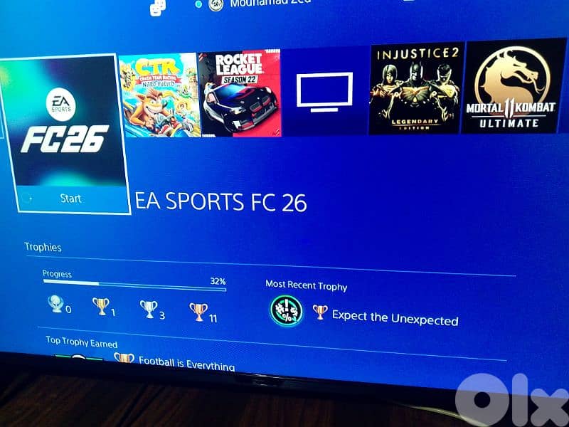 PS4 with 2 controller 1