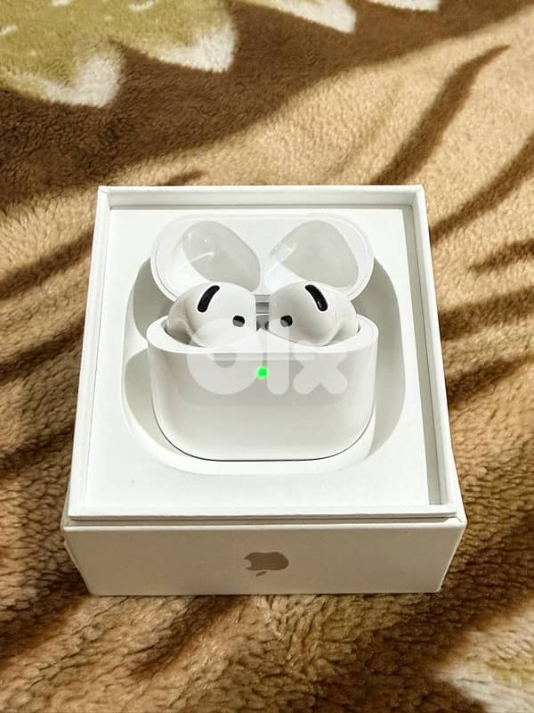AirPods 4 1