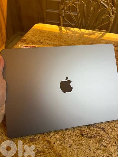 Apple Macbook M2