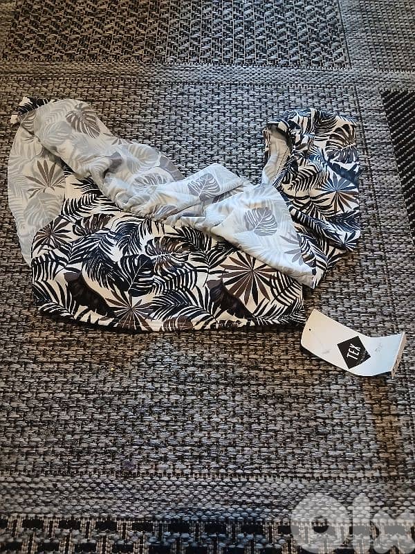 bikini top from tex 1