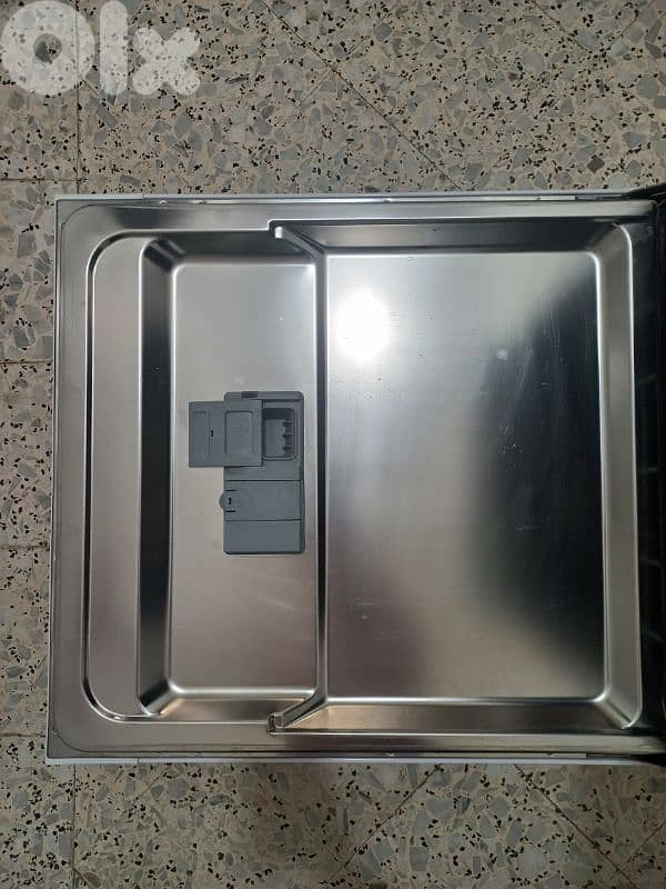 Ariston Dishwasher 3