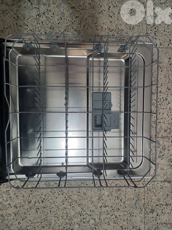 Ariston Dishwasher 5