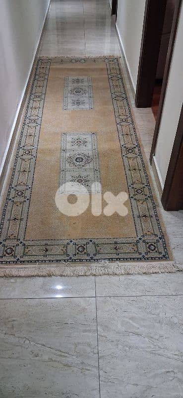 طقم سجاده عدد ٣ شبه جديد السعر ٢٠٠