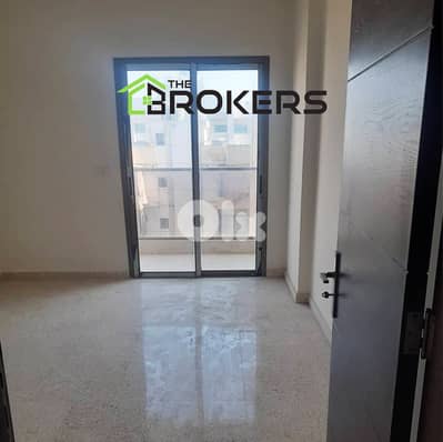 Apartment for Sale in Tariq El Jdideh شقة للبيع في طريق الجديدة