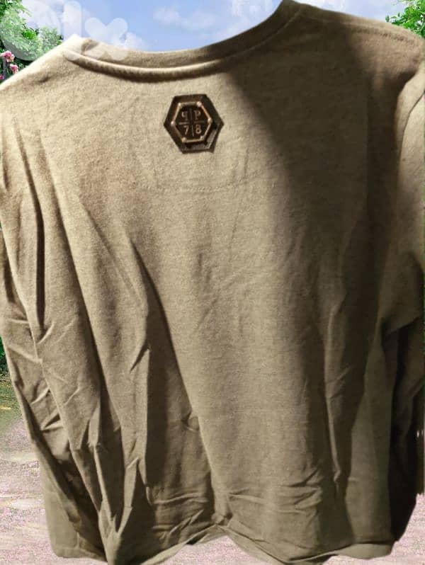 Grey T-shirt 1