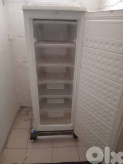 Freezer 6 drawers in very good condition