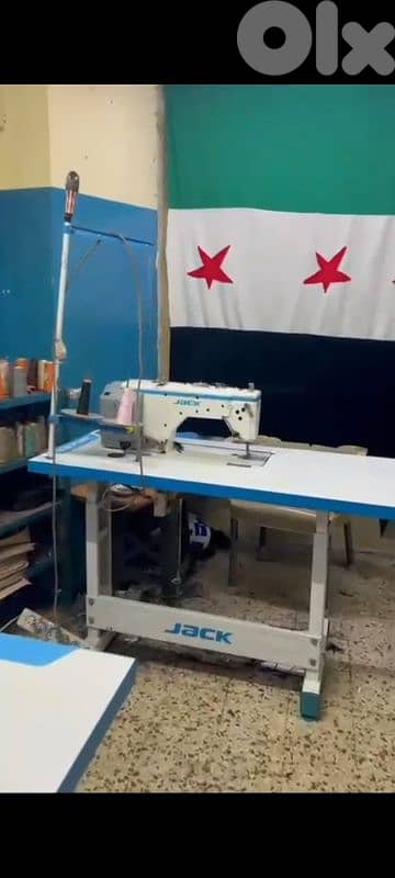 مكنات خياطه كادر كامل للبيع بيعه وحده كلو توب