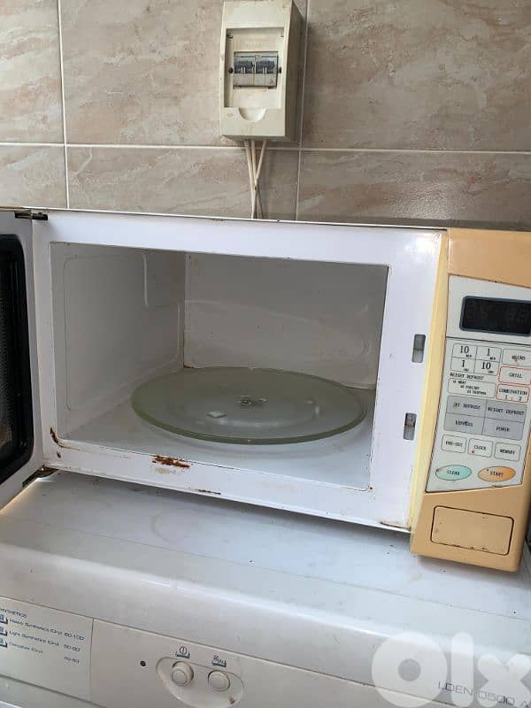 Microwave Universal 1