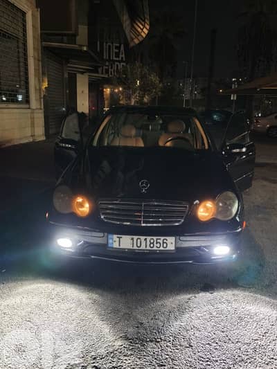 مرسيدس بنز 240/260/280 2006