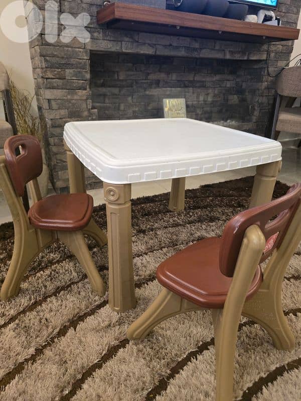 STEP 2 Table with 2 chairs 1