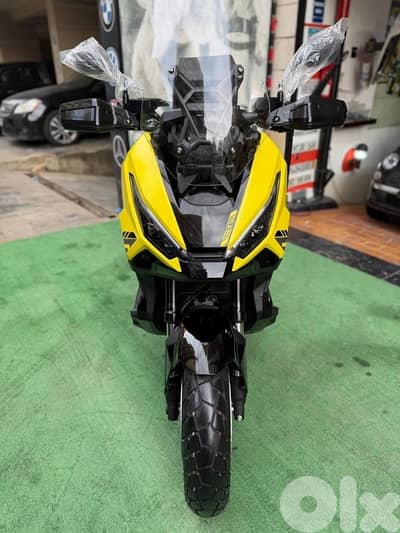 Honda ADV 750