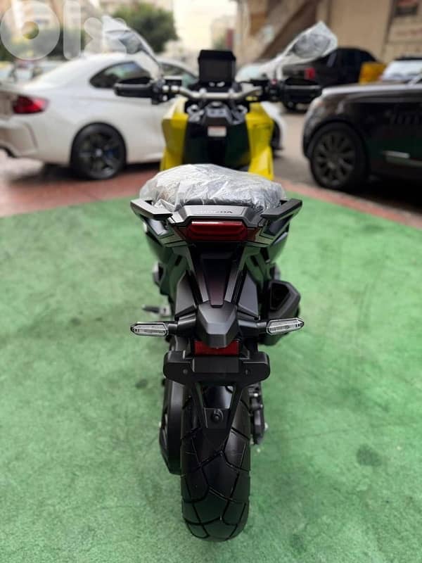 Honda ADV 750 2
