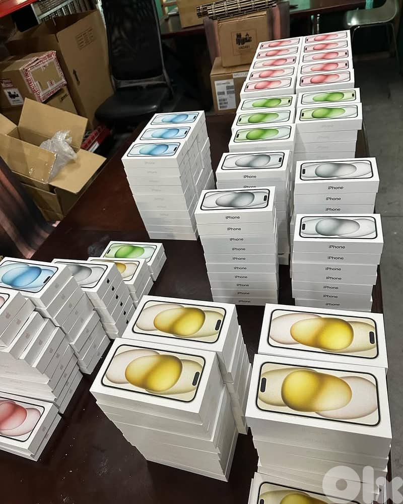 Apple iPhone 15 Pro Natural Titanium 4