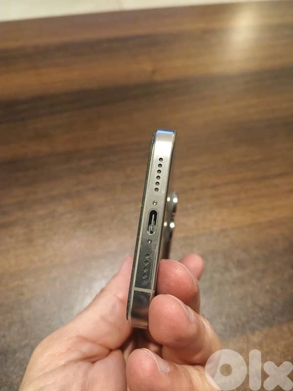 IPhone 16 Pro Max 256GB 3