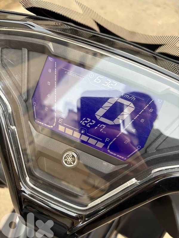 Yamaha aerox 2024 3