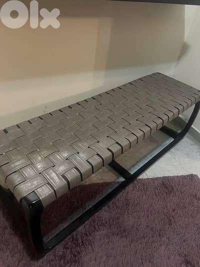 Bench مودرن للبيع – تصميم عصري وجودة عالية