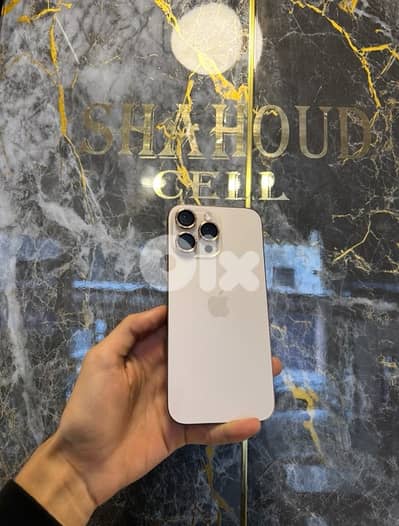 16 pro max 256gb orginal like new bass 900$ 76950548