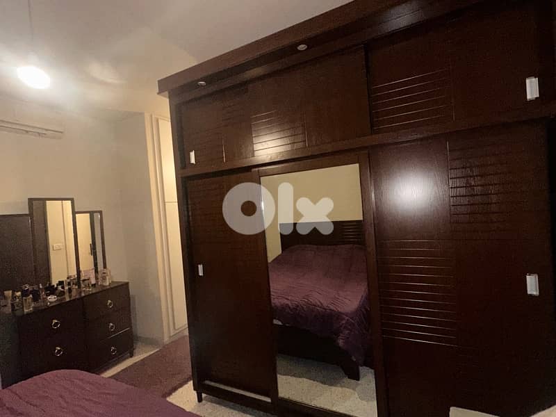 dresser and closet 1