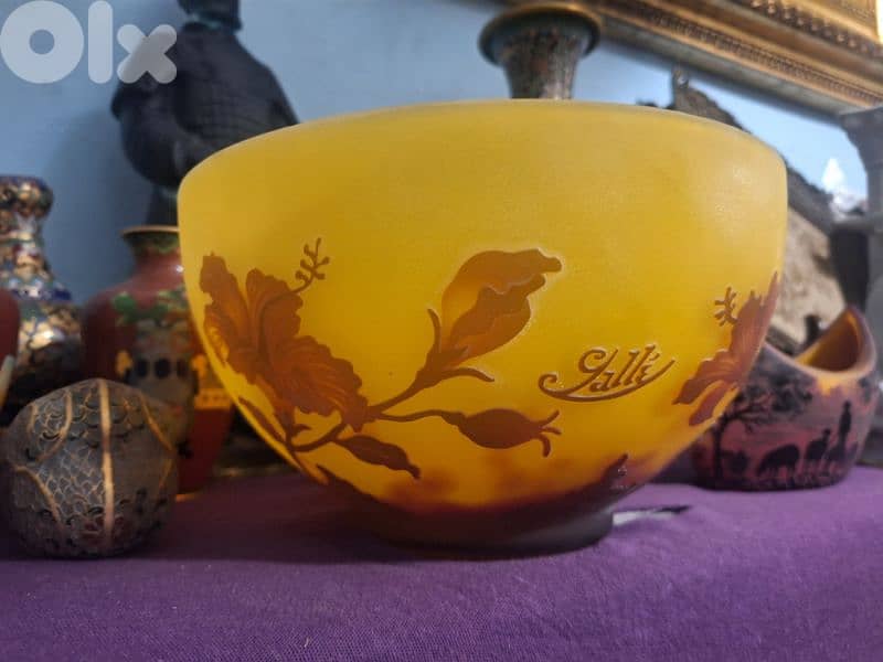 bowl of Emil Galle glass paste 1