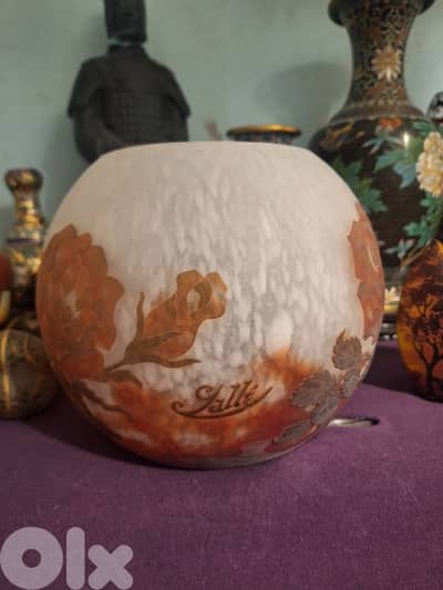 bowl of Emil Galle glass paste glass paste