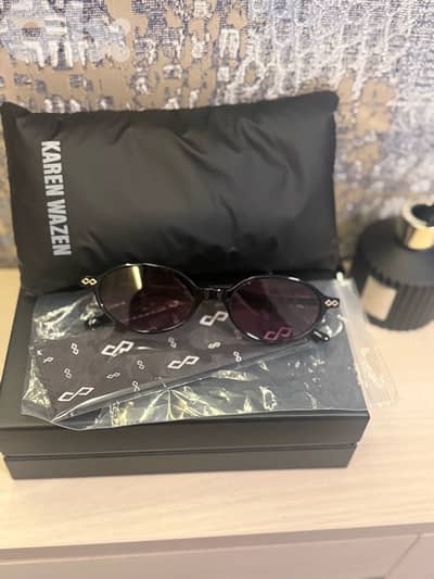 karen wazen sunglasses never worn new