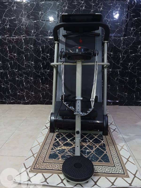 very good quality treadmill 2,5hp automatic inclinen 5