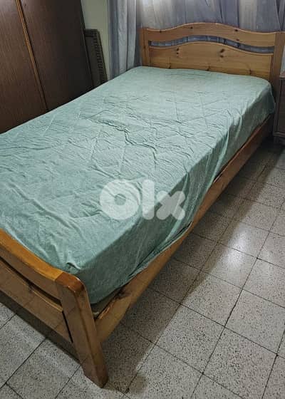 تخت مع فرشة cm 120*200