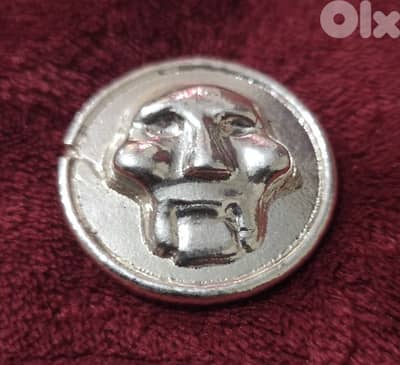 A unique 3 oz silver round coin