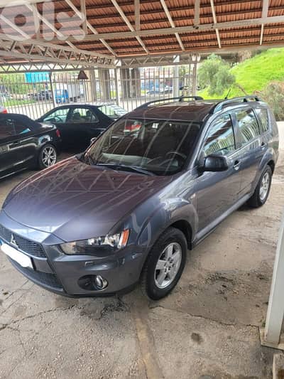 Outlander GLX 2011 Lebanese Company Source