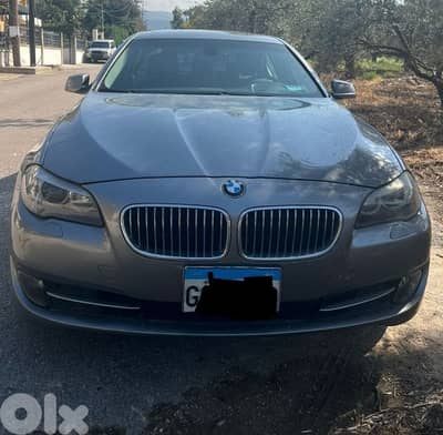 BMW 5-Series 2011