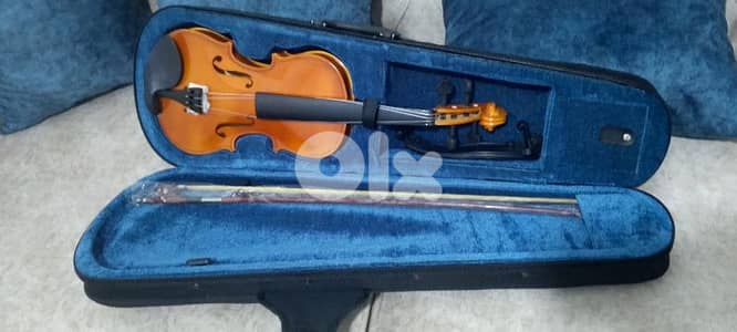 Violin 3/4 موجود جميع المقاسات