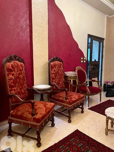 Classic vintage full salon