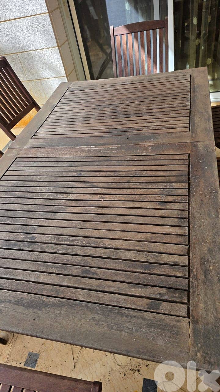 Outdoor Teak table and 8 chairs 3