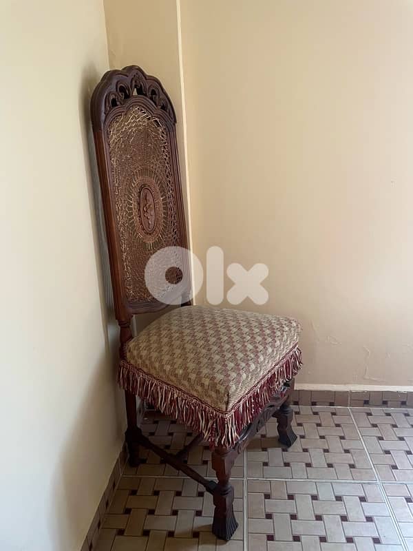 Vinatge classic library room 3