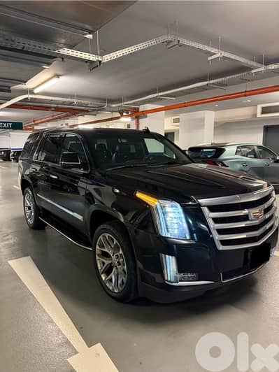 2019 Cadillac Escalade Luxury - Meticulously Maintained – Loaded
