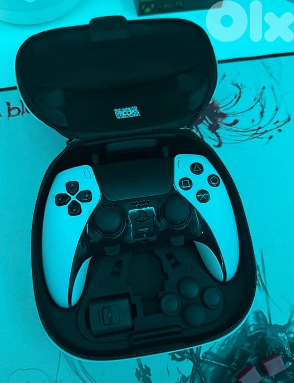 Playstation 5 Slim 1TB With Dualsense Edge Pro Controller 1