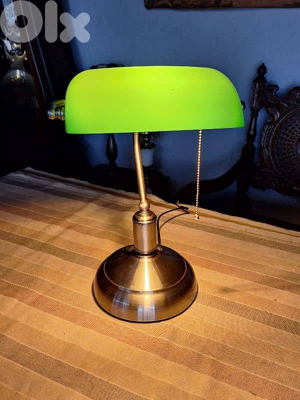 bankers green opaline lamp 1
