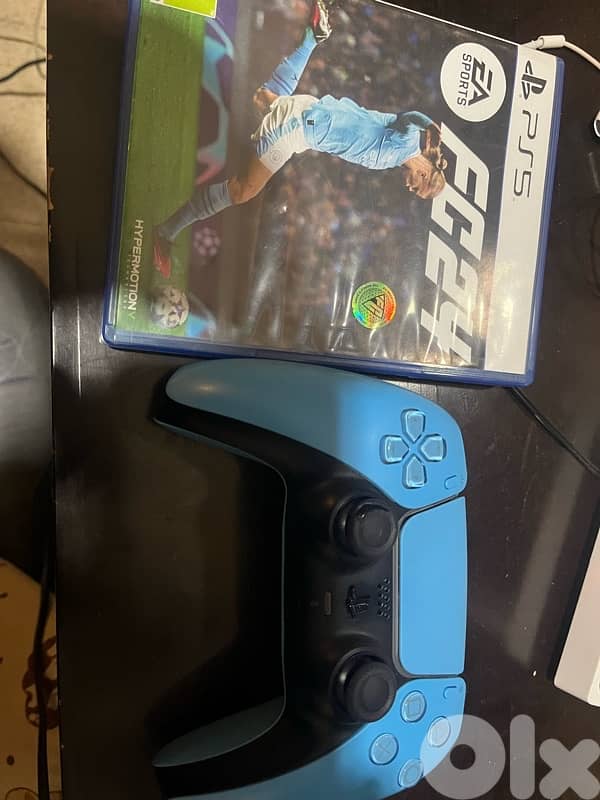 PS5 used like new(very clean) 1