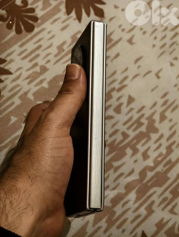 Tecno Phantom V Fold ( 512 Gb / 12 Ram ) 6