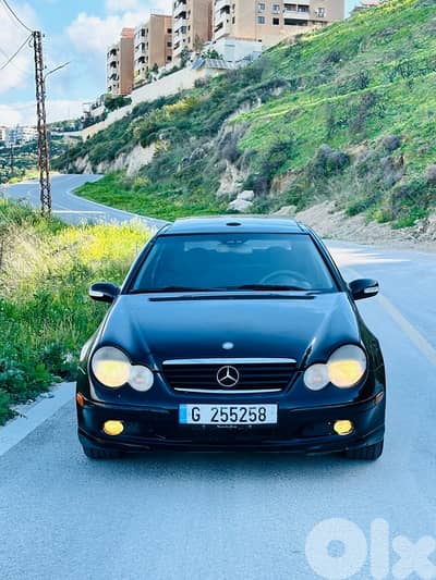 Mercedes-Benz C-Class 2004