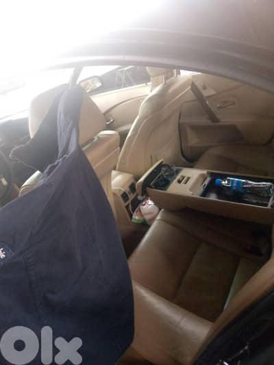 بي ام دبليو الفئة 6 2005