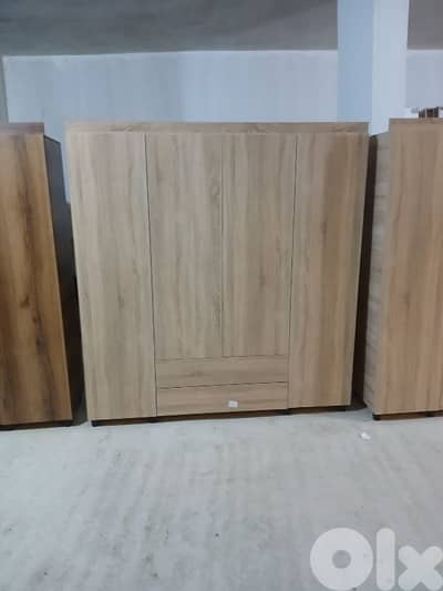 خزانة اربع درف