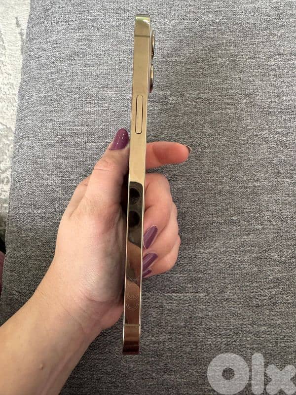 Iphone 12 pro max 128 4